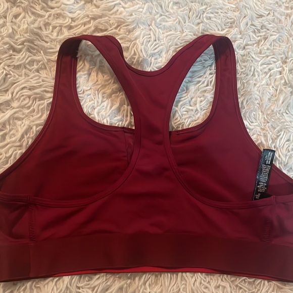 victoria sport bra - Picture 2 of 4